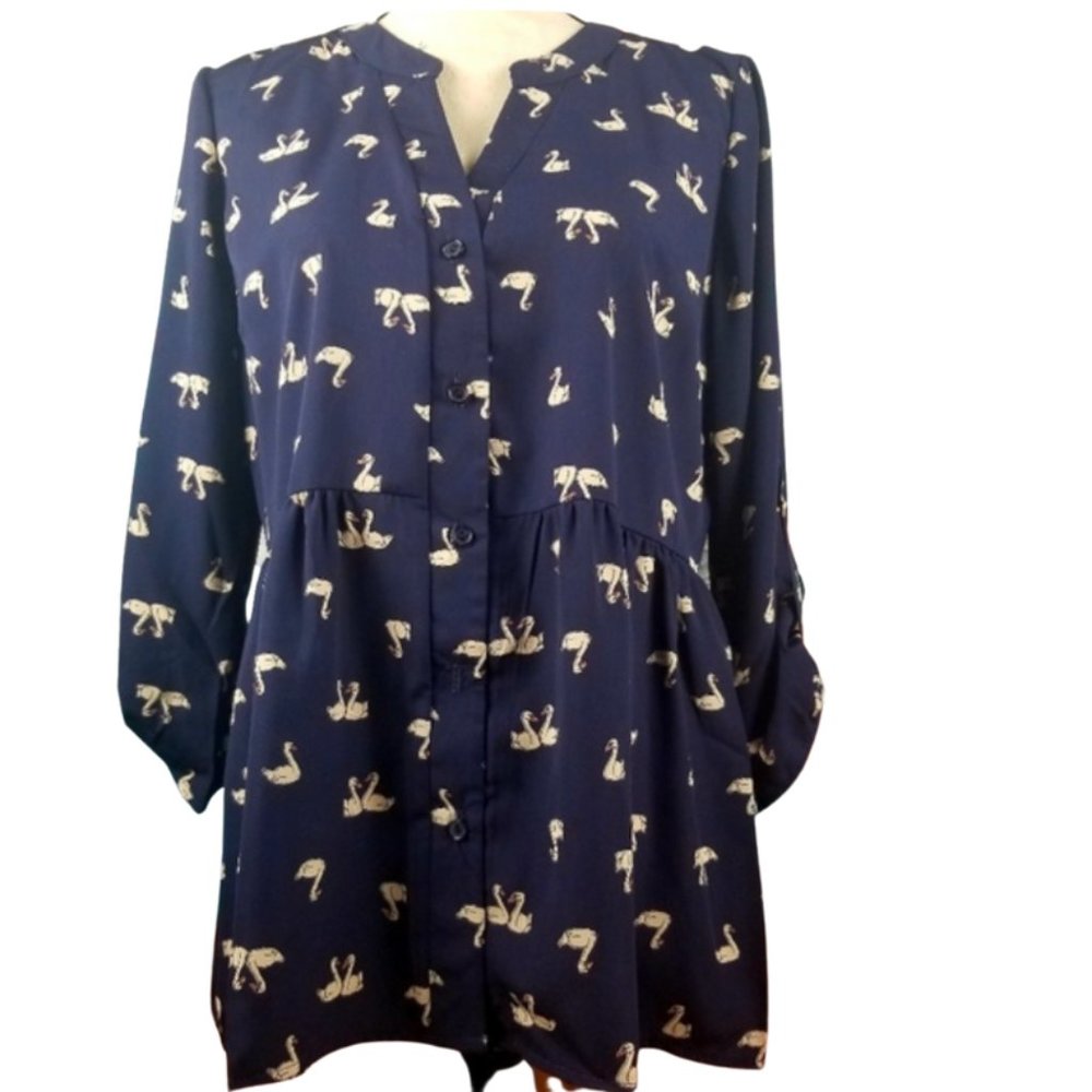 Jessy B. Swan button up babydoll style blouse